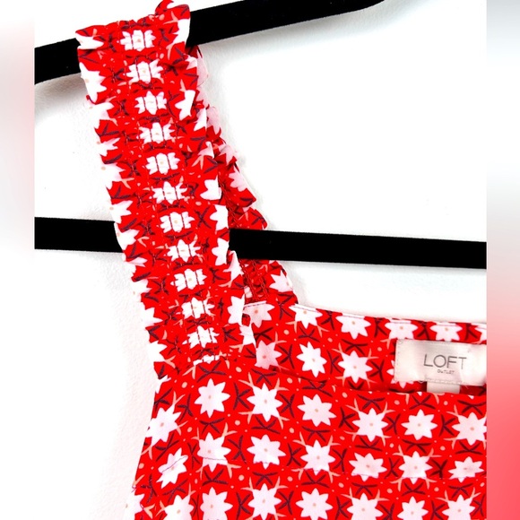 Loft sleeveless red floral blouse, Med tank top, ruffles Coastal PrairieCore - Picture 5 of 8